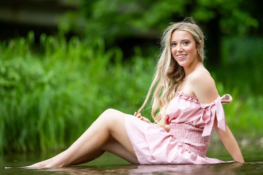 Senior portrait 4